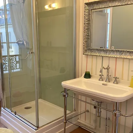 Bed & Breakfast Quartier Champs-elysees