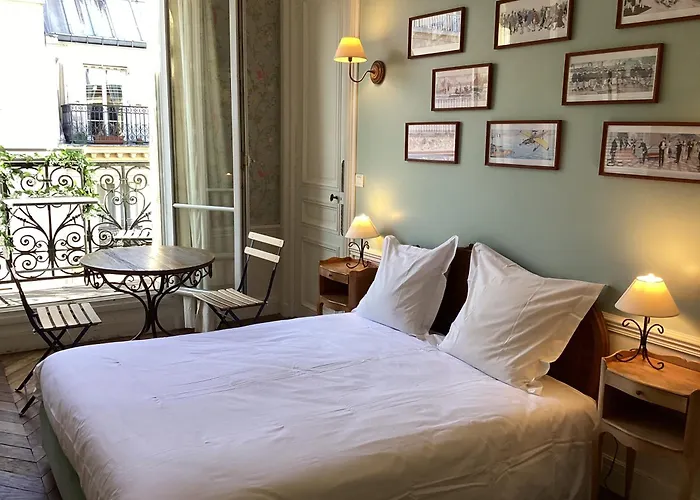 Quartier Champs-elysees Bed & Breakfast Parijs