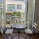 Bed & Breakfast Quartier Champs-elysees