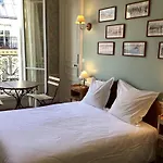 Quartier Champs-elysees Bed & Breakfast Paris