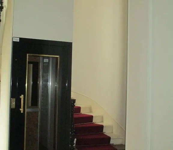 Quartier Champs-elysees